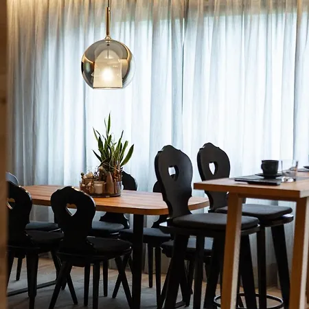 Belsit Apartment *